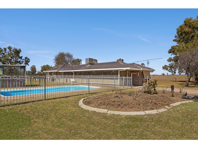 218 Old Winton Road, Tamworth NSW 2340