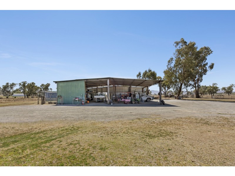 218 Old Winton Road, Tamworth NSW 2340