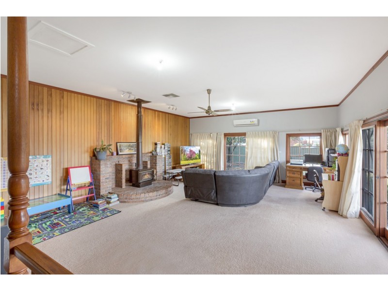 14 Robyn Street, Tamworth NSW 2340