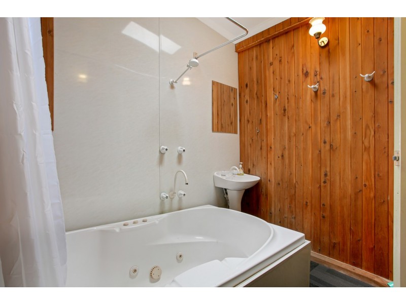 5 Hill Street, Manilla NSW 2346