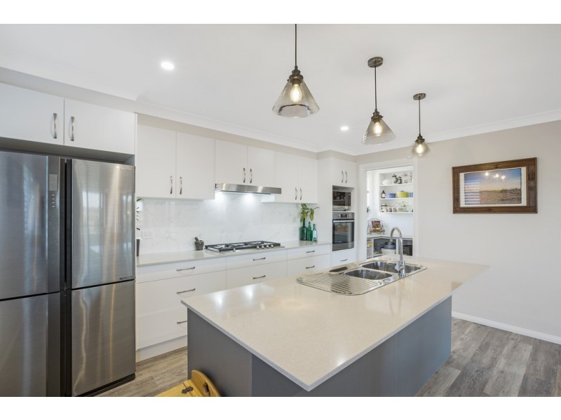 122 Verdelho Drive, Tamworth NSW 2340