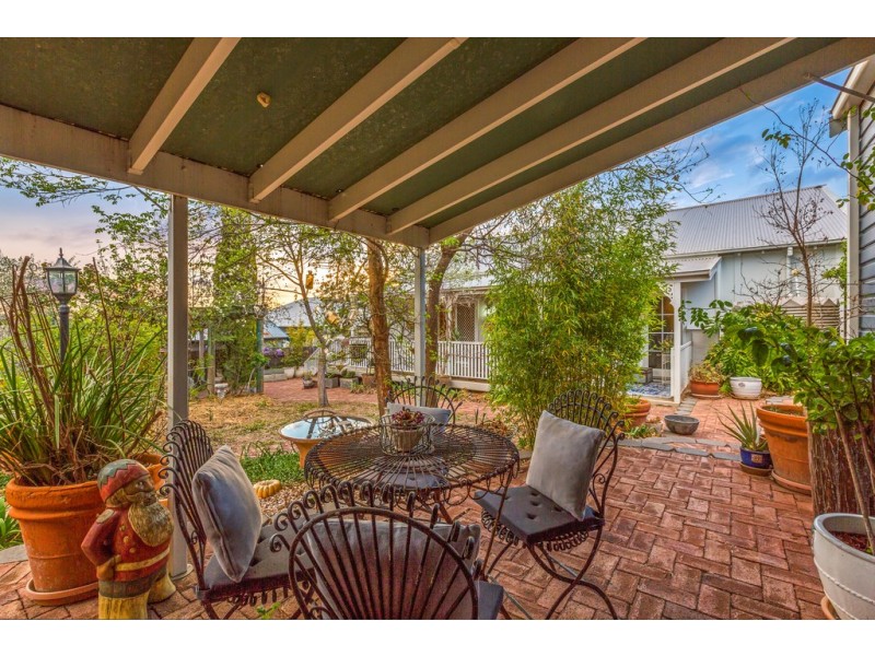 59 Roderick Street, Tamworth NSW 2340