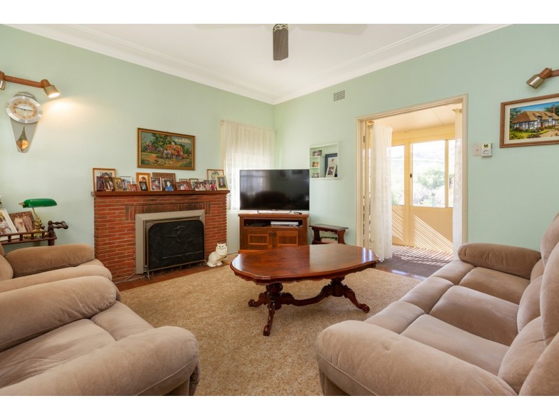 5 Neridah Avenue, East Tamworth NSW 2340