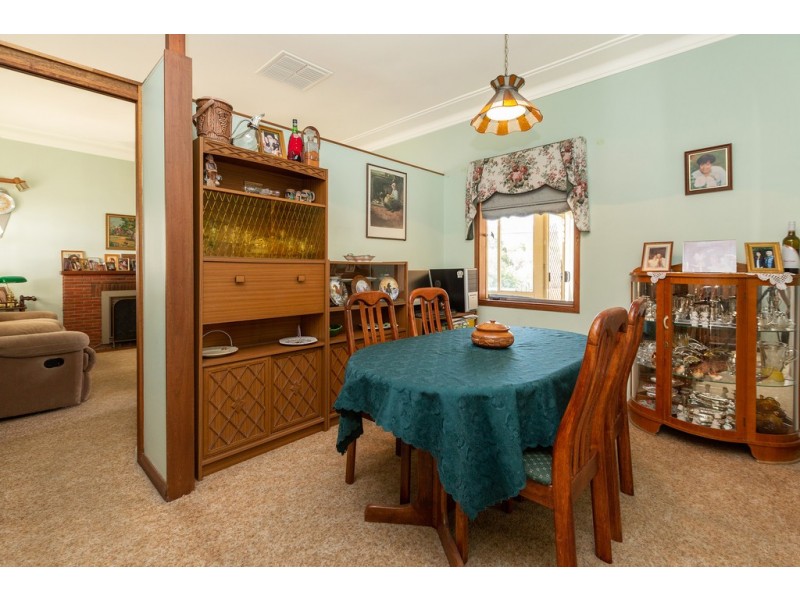 5 Neridah Avenue, East Tamworth NSW 2340