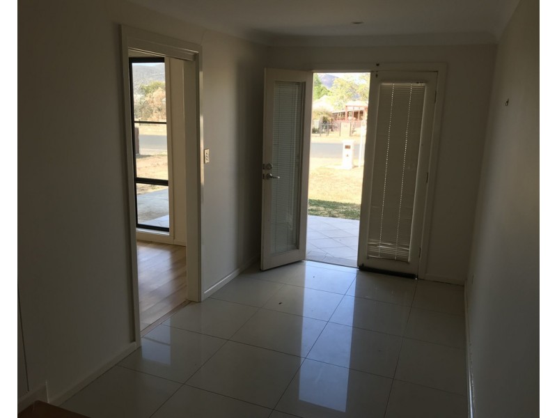 10 Edward Street, Tamworth NSW 2340