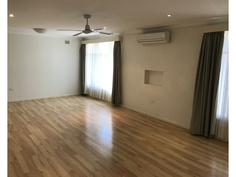 10 Edward Street, Tamworth NSW 2340