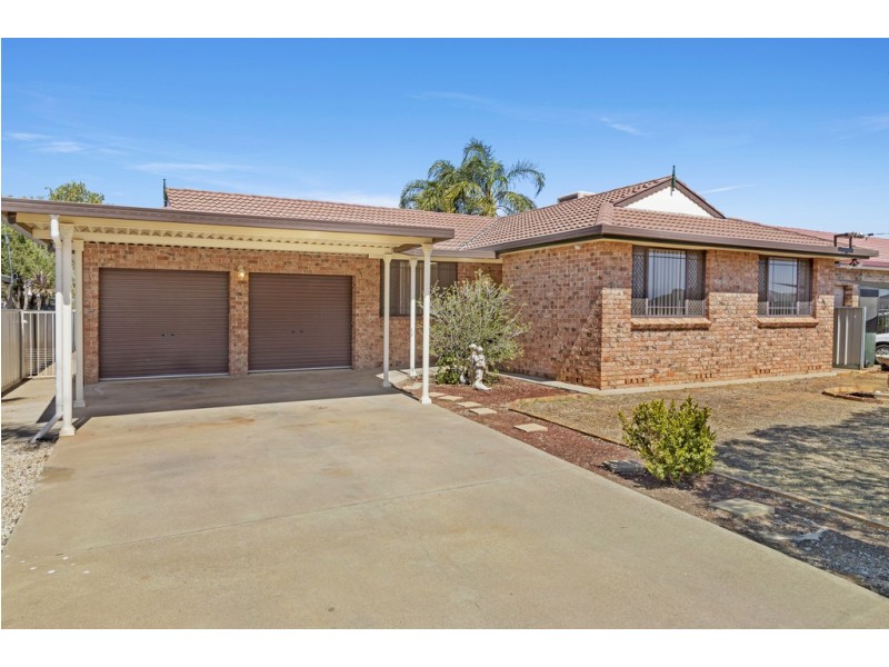 67 Mitchell Street, Tamworth NSW 2340