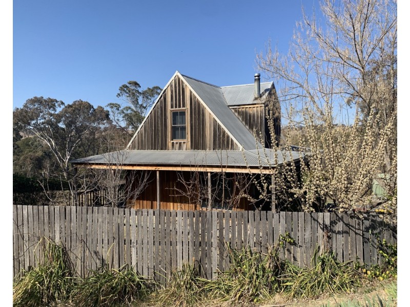 20 Caroline Street, Bendemeer NSW 2355