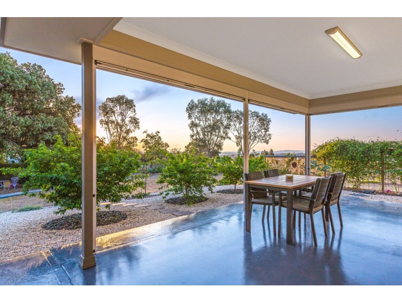 6 Highland Place, Tamworth NSW 2340