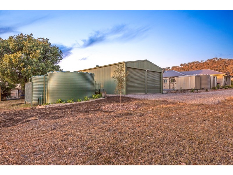 6 Highland Place, Tamworth NSW 2340