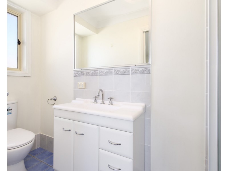 13A James Place, Tamworth NSW 2340