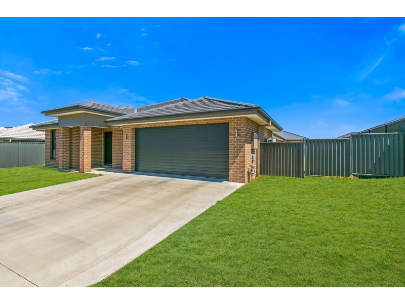 4 Kingham Street, Tamworth NSW 2340