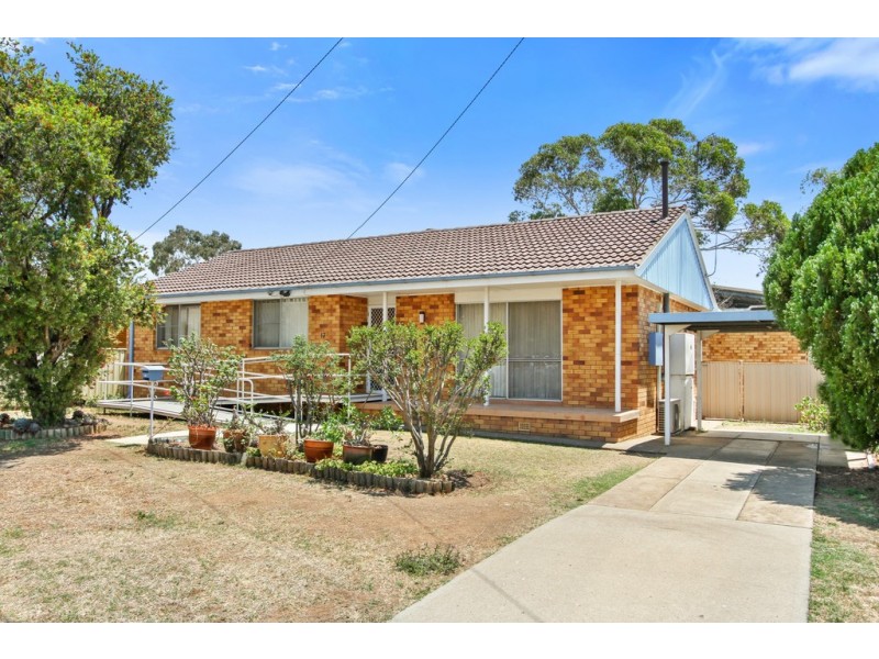 17 Terry Street, Tamworth NSW 2340