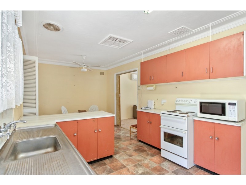 17 Terry Street, Tamworth NSW 2340