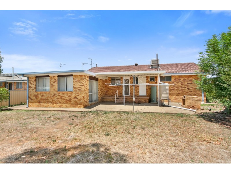 17 Terry Street, Tamworth NSW 2340