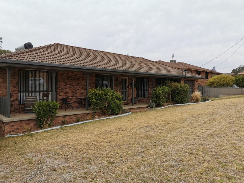 43 Graham Street, Calala NSW 2340