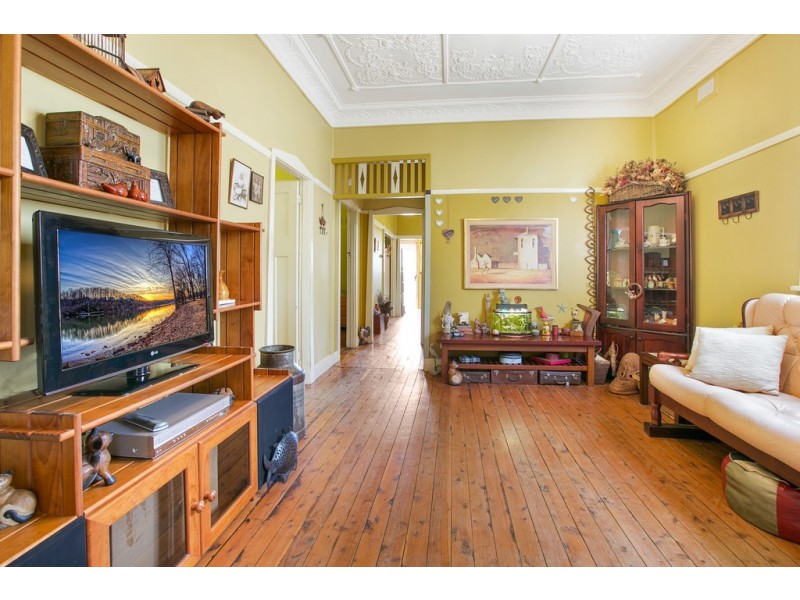 20 Denne Street, Tamworth NSW 2340