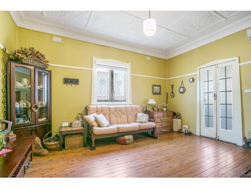 20 Denne Street, Tamworth NSW 2340