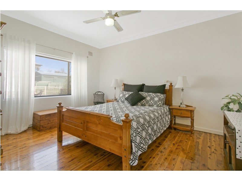 4 Robyn Street, Tamworth NSW 2340