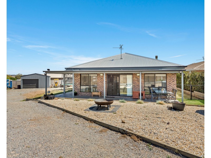 12 Karenvar Street, Tamworth NSW 2340
