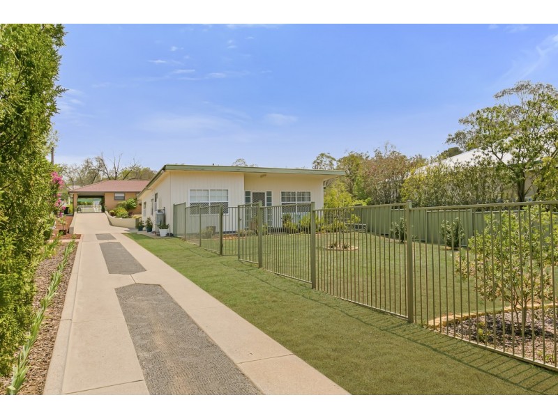 154 Calala Lane, Tamworth NSW 2340