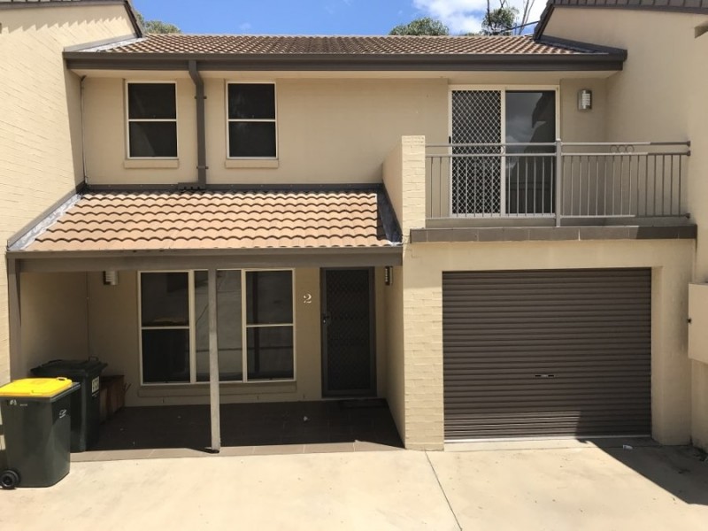 2/10 Nyrang Avenue, Tamworth NSW 2340