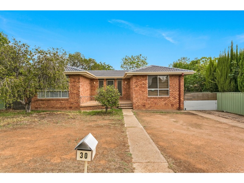 30 Wilburtree Street, Tamworth NSW 2340