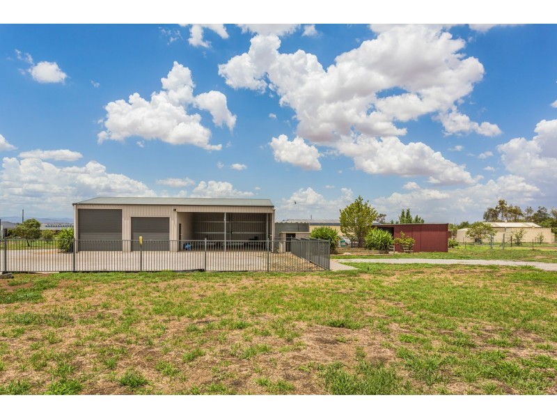 3 Garrison Court, Tamworth NSW 2340
