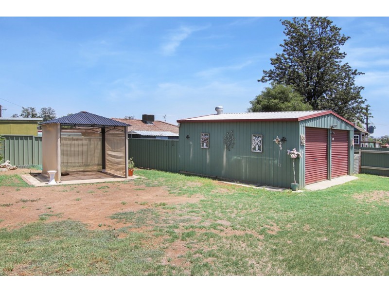 10 MacGregor Street, Tamworth NSW 2340