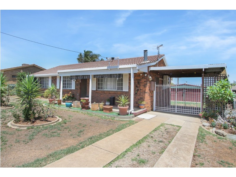 10 MacGregor Street, Tamworth NSW 2340