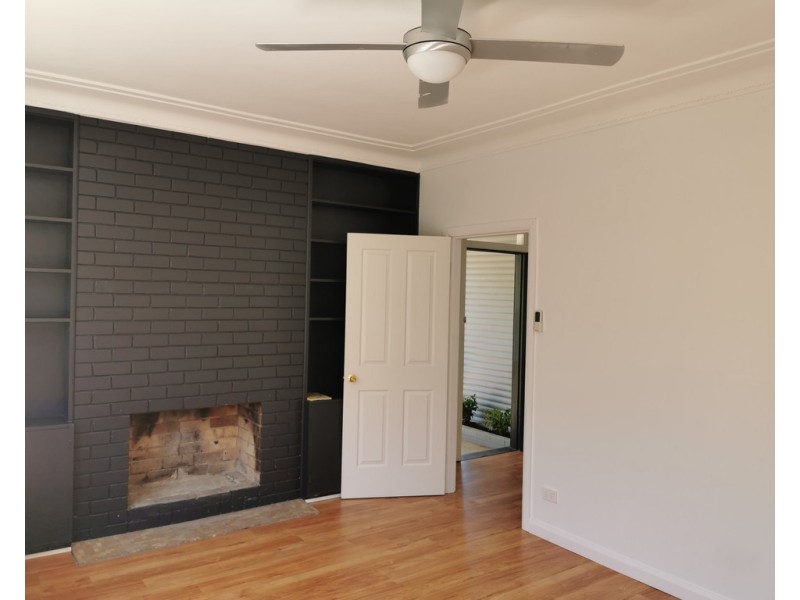 48 Hall Street, Tamworth NSW 2340