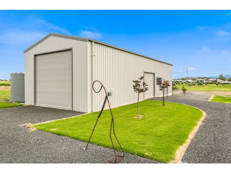 24 Rodeo Drive, Tamworth NSW 2340