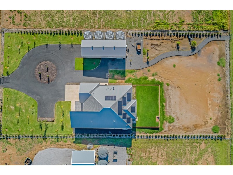 24 Rodeo Drive, Tamworth NSW 2340