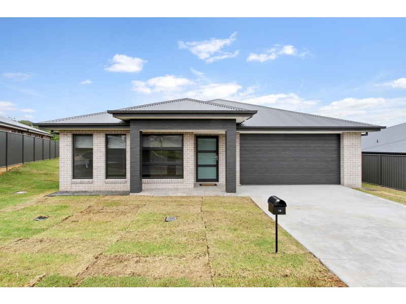 12 Sherborne Street, Tamworth NSW 2340