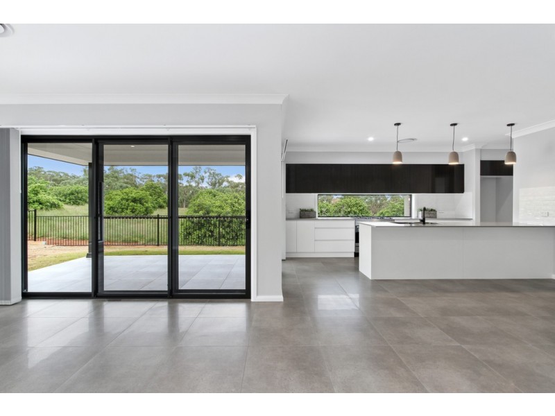 12 Sherborne Street, Tamworth NSW 2340