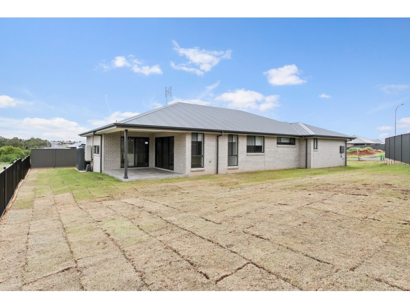 12 Sherborne Street, Tamworth NSW 2340