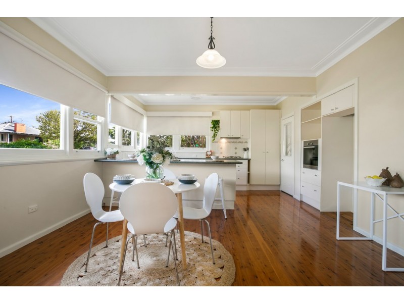 8 Ring Street, Tamworth NSW 2340