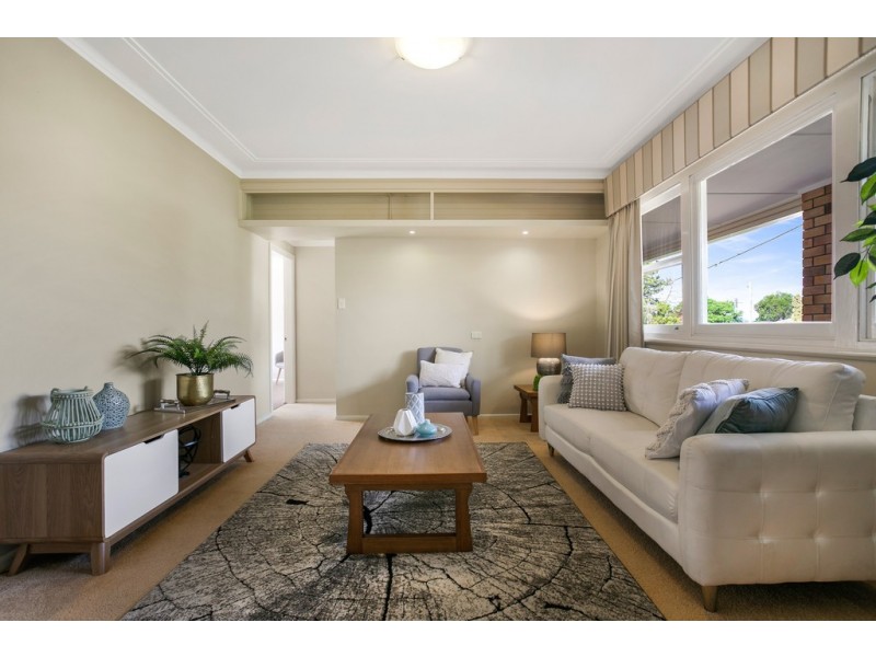 8 Ring Street, Tamworth NSW 2340