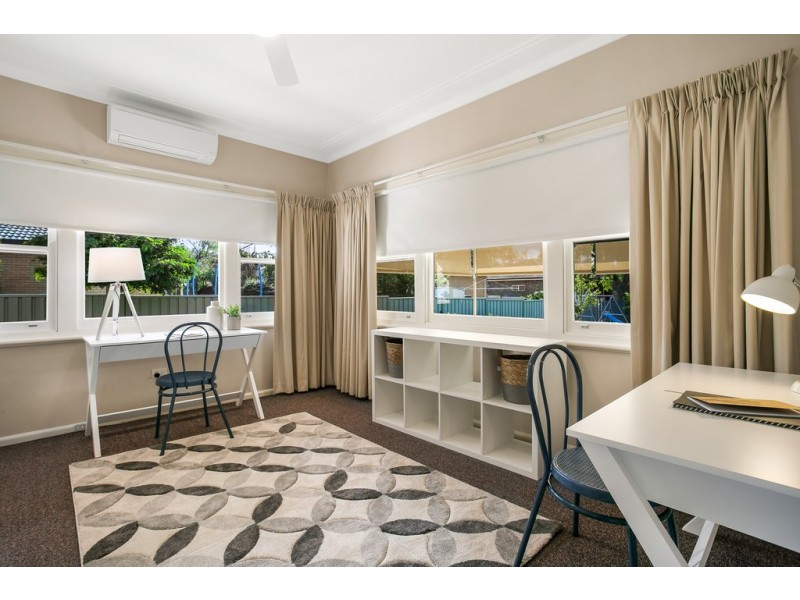 8 Ring Street, Tamworth NSW 2340