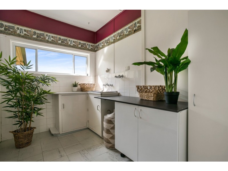 8 Ring Street, Tamworth NSW 2340