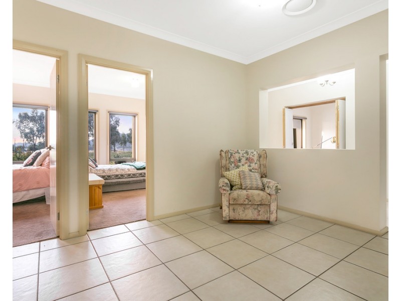 10 Emu Close, Tamworth NSW 2340