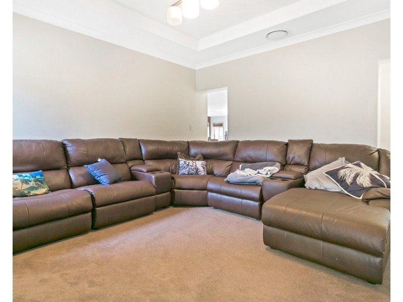 10 Emu Close, Tamworth NSW 2340