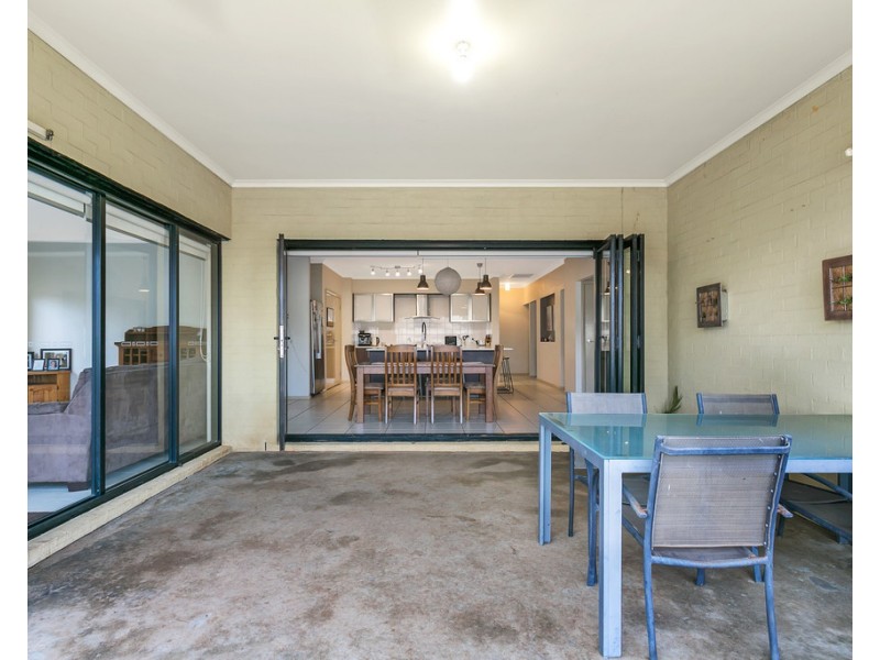 10 Emu Close, Tamworth NSW 2340