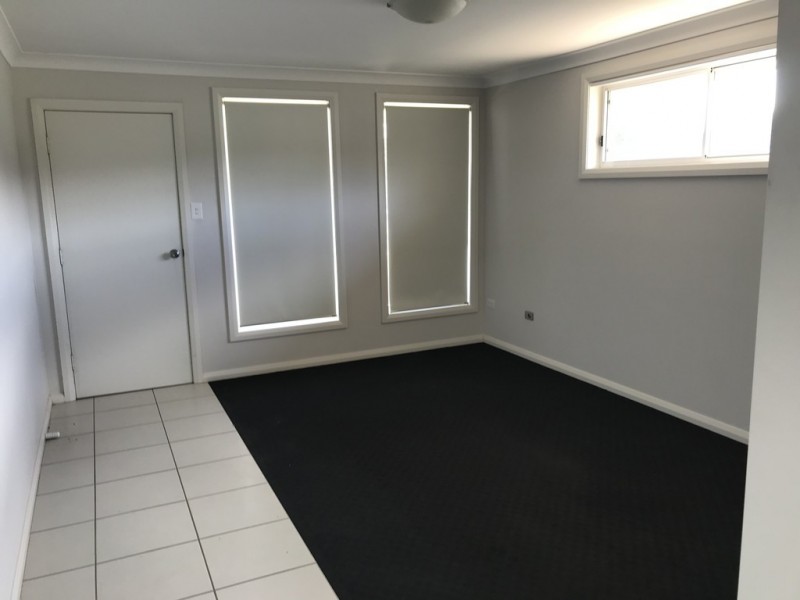 33 Higgins Lane, Tamworth NSW 2340