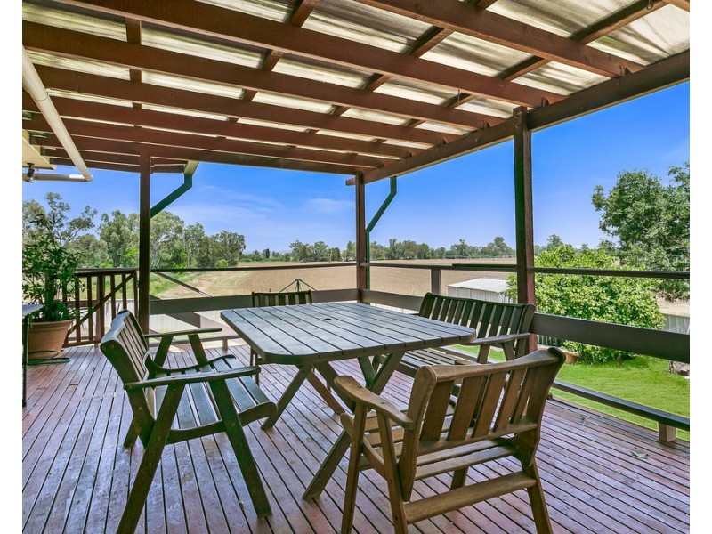 71 Glengarvin Drive, Tamworth NSW 2340