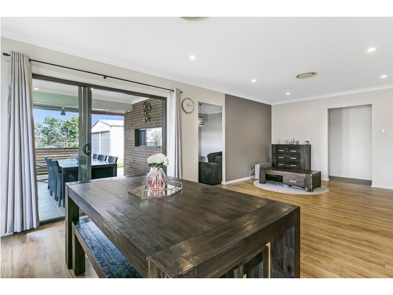 11 Mawson Close, Tamworth NSW 2340