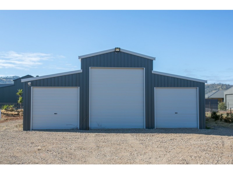 4 Wandella Court, Tamworth NSW 2340