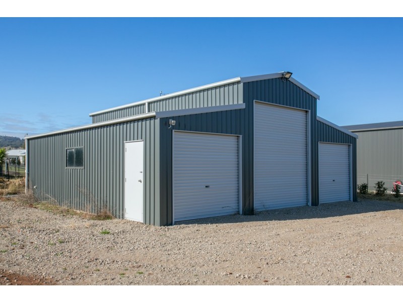 4 Wandella Court, Tamworth NSW 2340