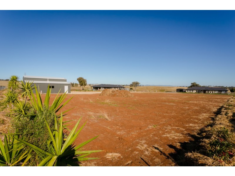 4 Wandella Court, Tamworth NSW 2340