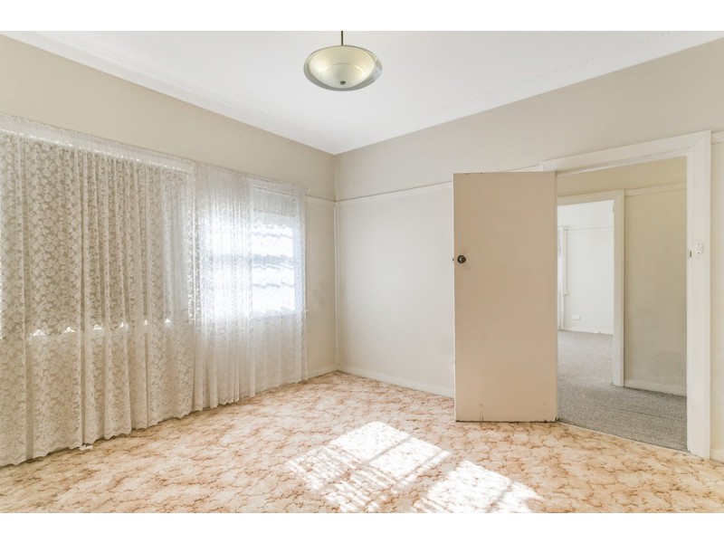 125 Piper Street, Tamworth NSW 2340